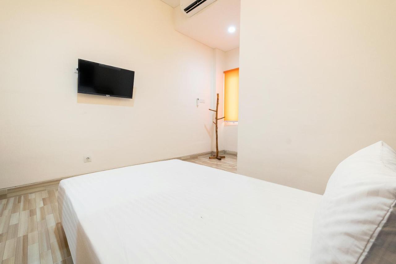 Oyo Life 2801 Sari Panguripan Hotel Kejayan Ngoại thất bức ảnh